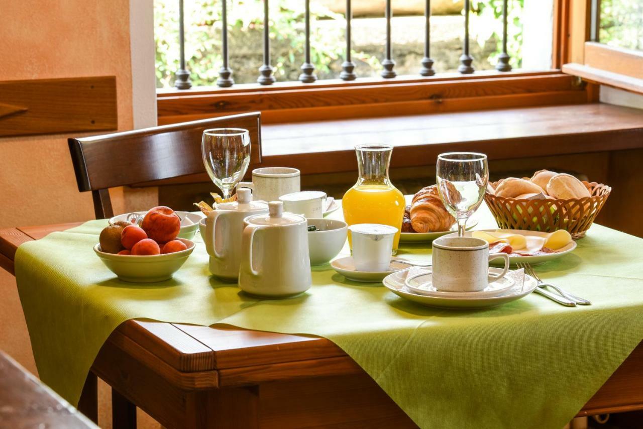 Locanda Dell'Era Dorio Екстер'єр фото